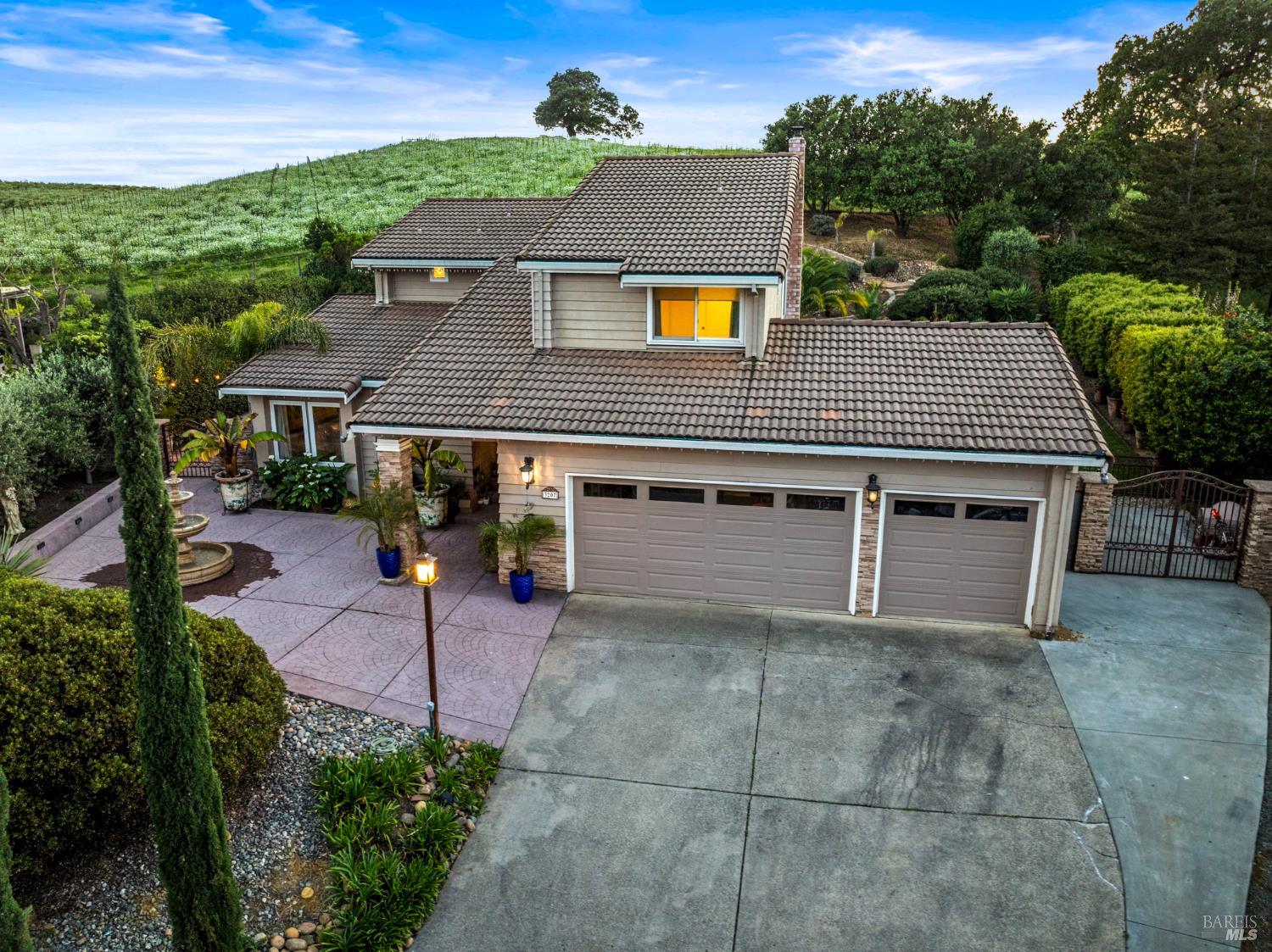 3207 Swiss Court Napa CA 94558