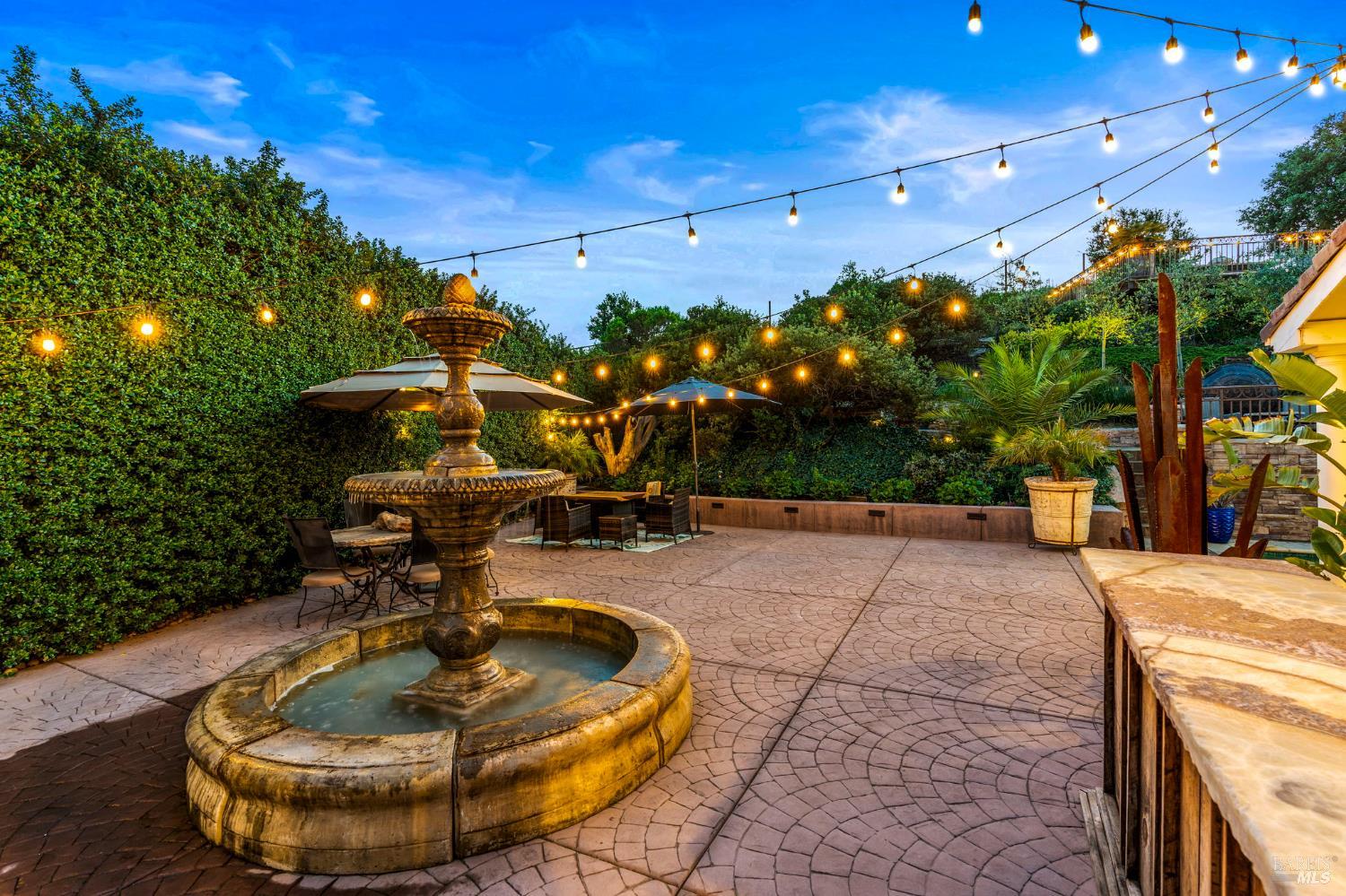 3207 Swiss Court Napa CA 94558