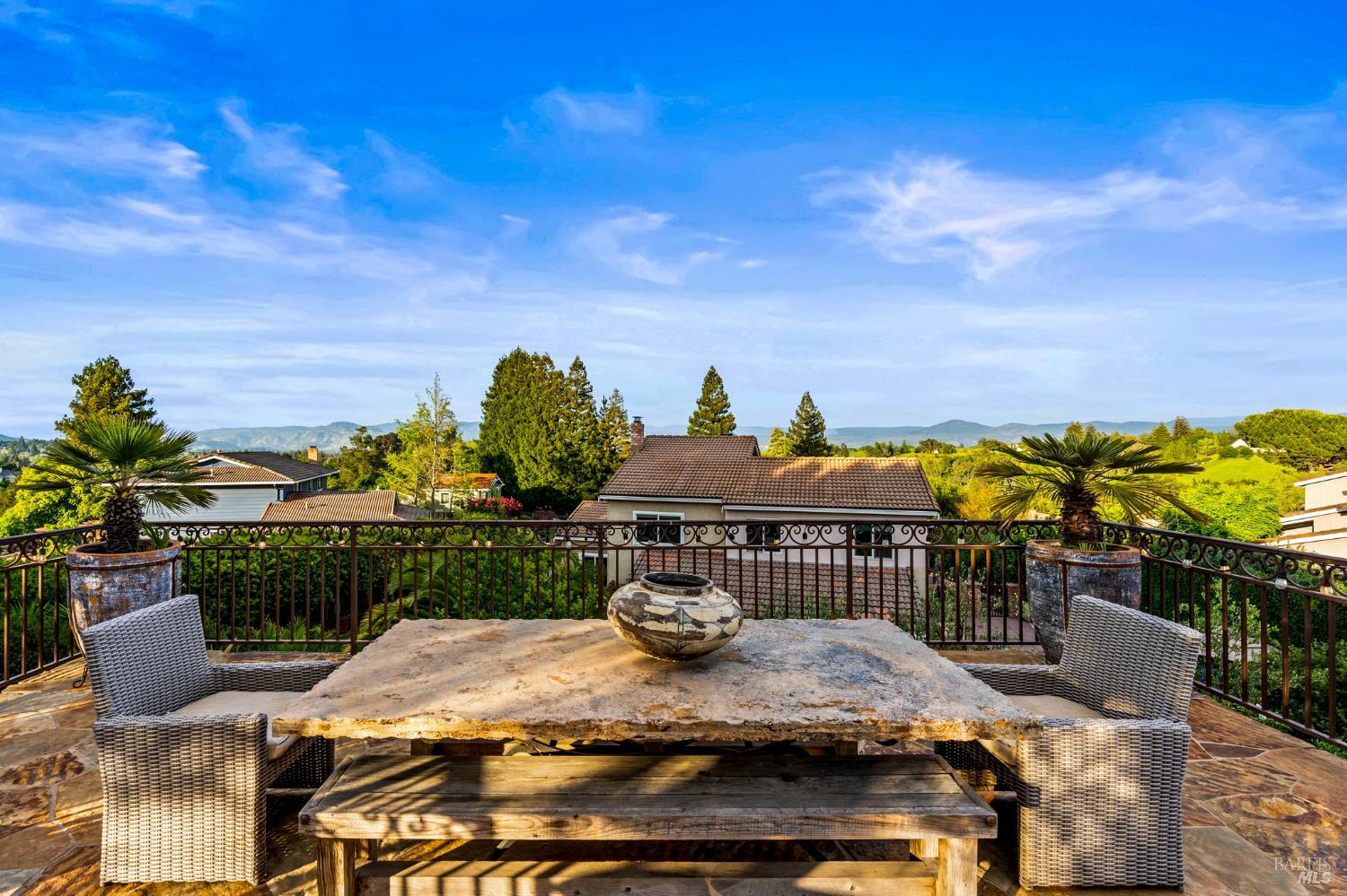3207 Swiss Court Napa CA 94558
