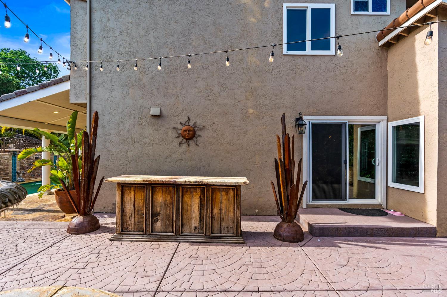 3207 Swiss Court Napa CA 94558