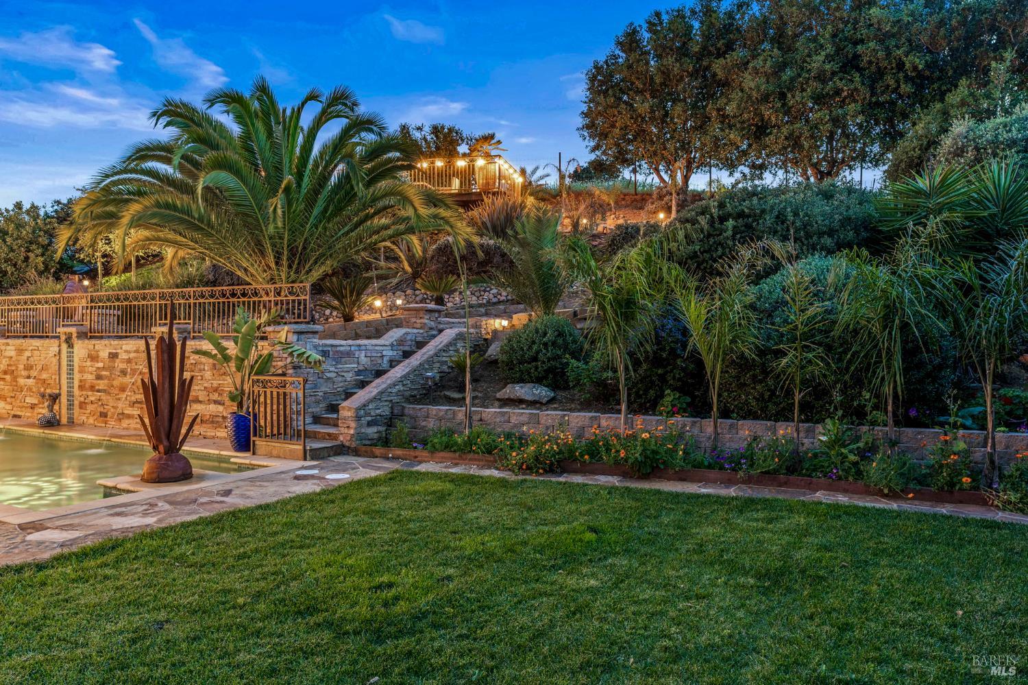 3207 Swiss Court Napa CA 94558