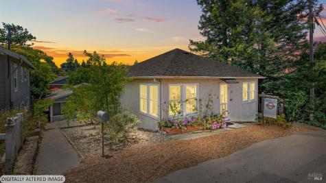 2-2 1/2 Grandview Avenue Petaluma CA 94952