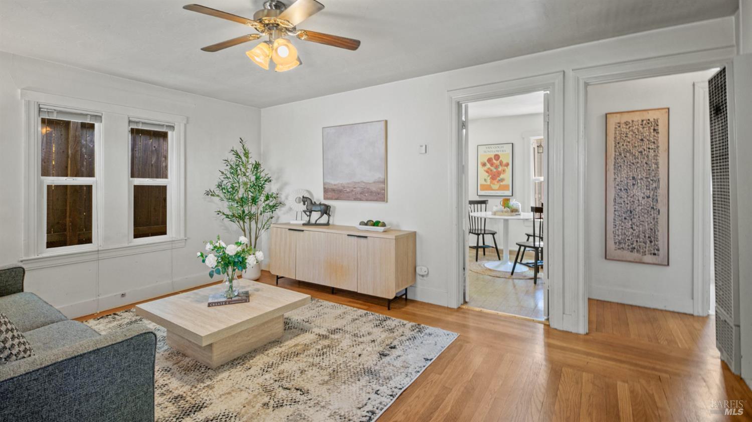 2-2 1/2 Grandview Avenue Petaluma CA 94952