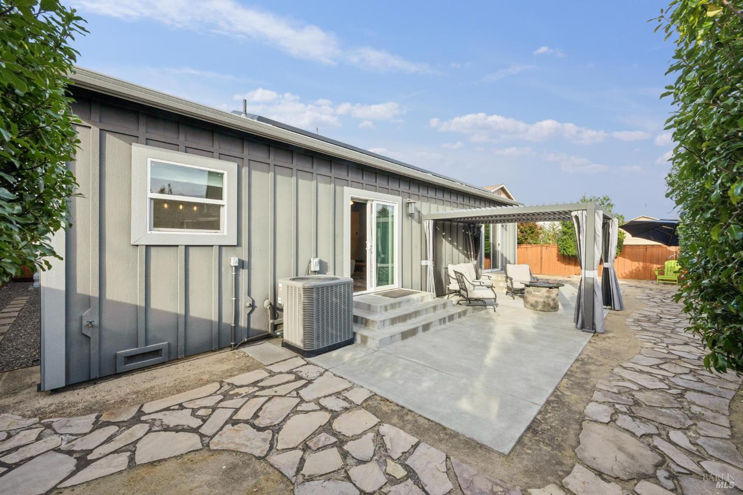 1412 Dogwood Drive Santa Rosa CA 95403
