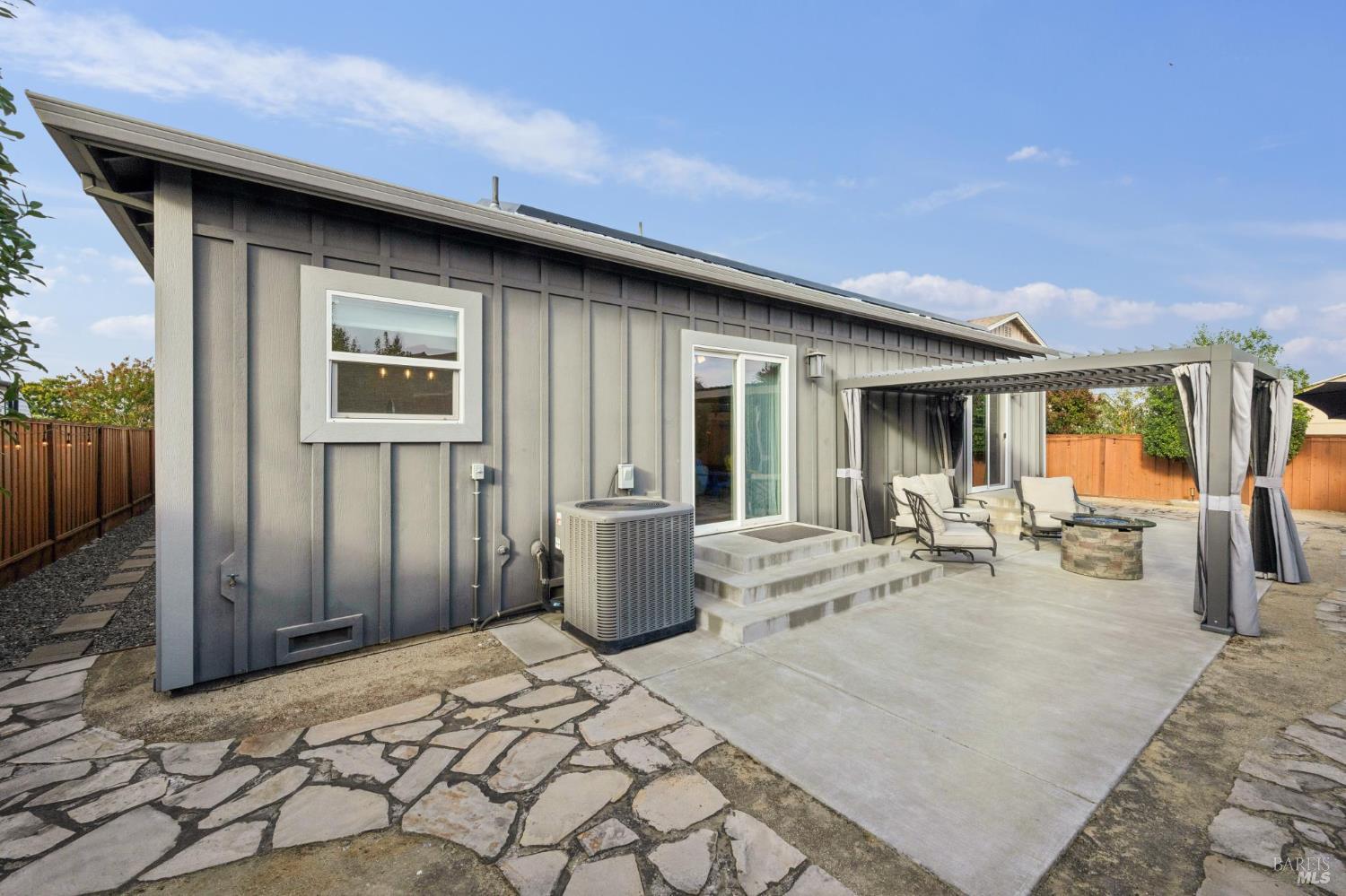 1412 Dogwood Drive Santa Rosa CA 95403