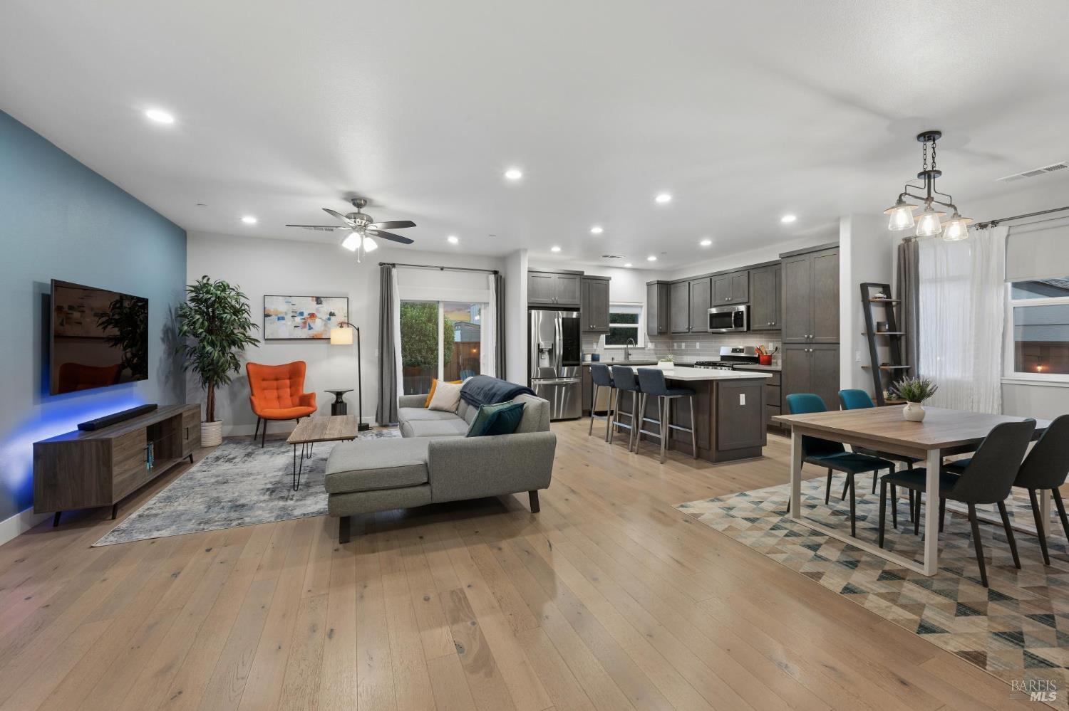 1412 Dogwood Drive Santa Rosa CA 95403