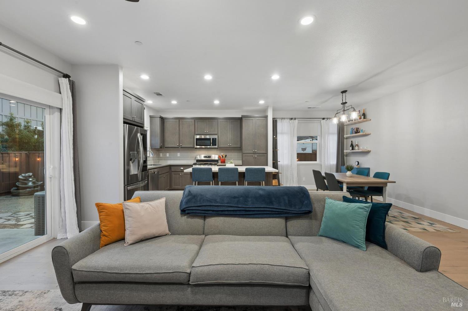 1412 Dogwood Drive Santa Rosa CA 95403