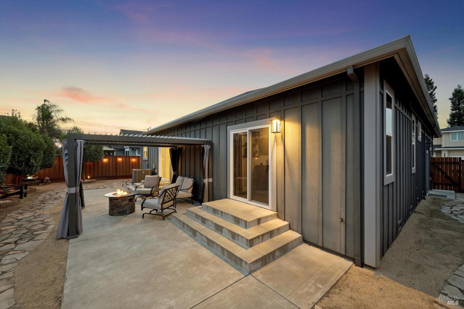 1412 Dogwood Drive Santa Rosa CA 95403