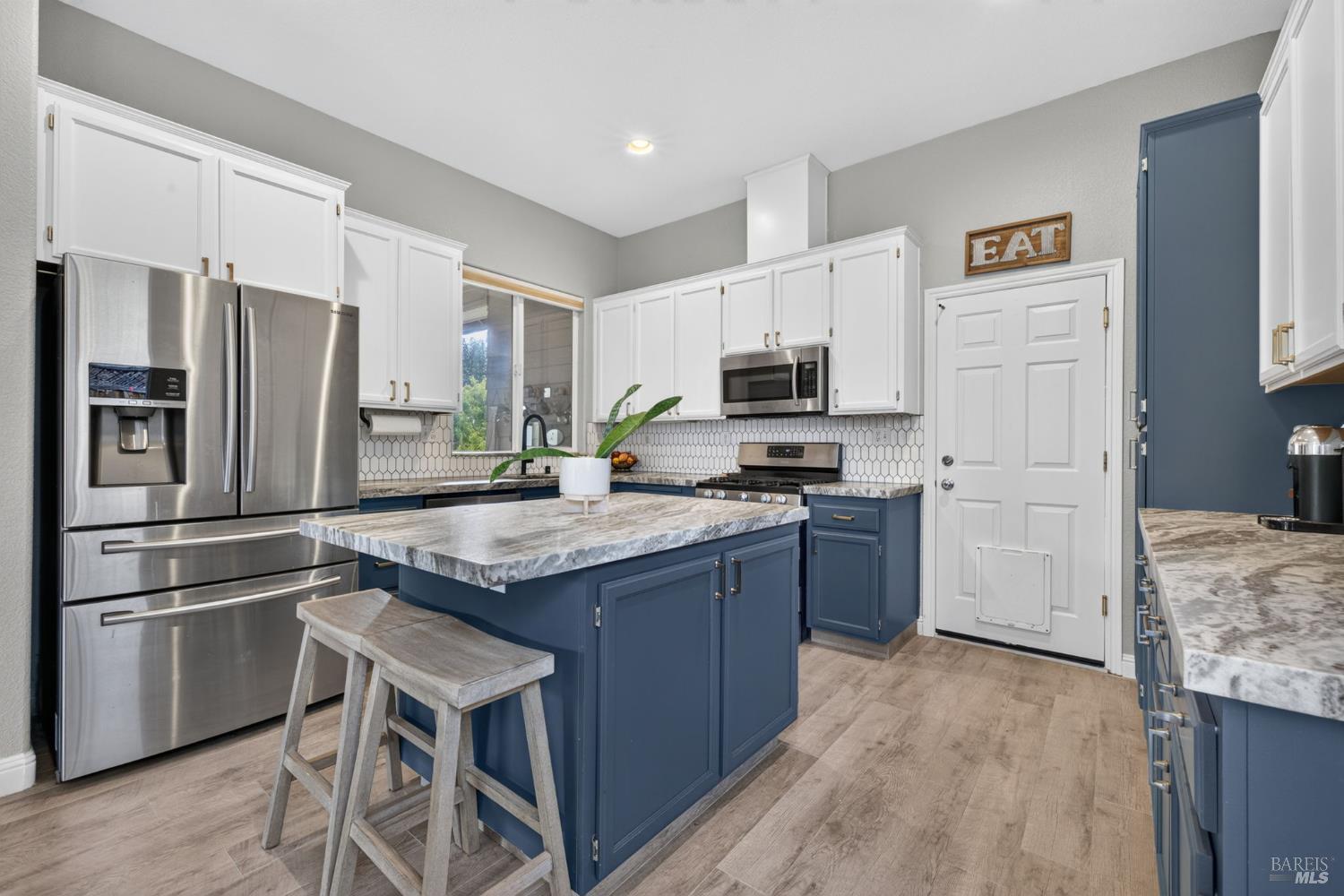 458 Muscat Drive Cloverdale CA 95425