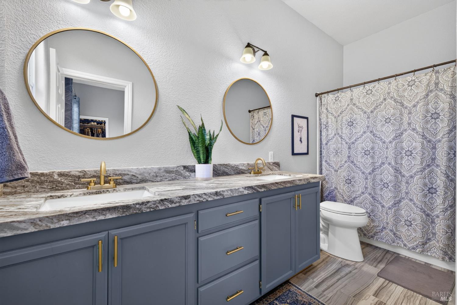 458 Muscat Drive Cloverdale CA 95425