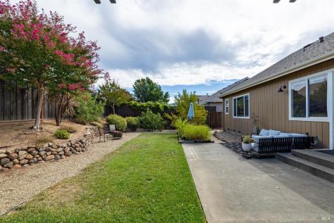 458 Muscat Drive Cloverdale CA 95425