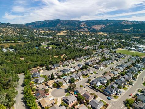 458 Muscat Drive Cloverdale CA 95425