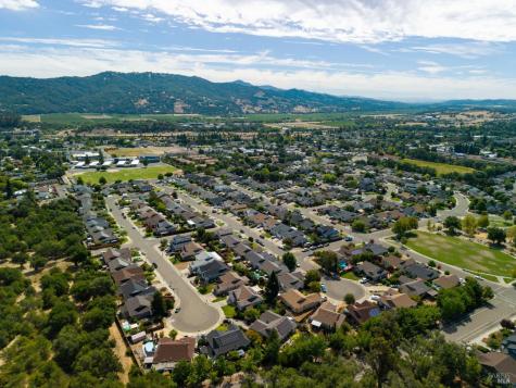 458 Muscat Drive Cloverdale CA 95425