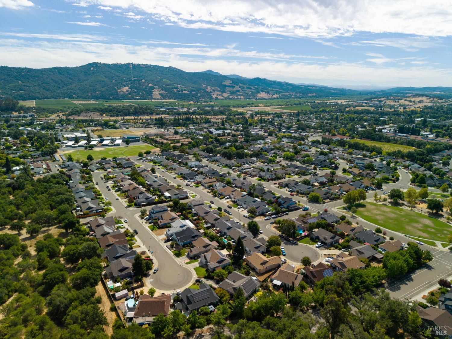 458 Muscat Drive Cloverdale CA 95425