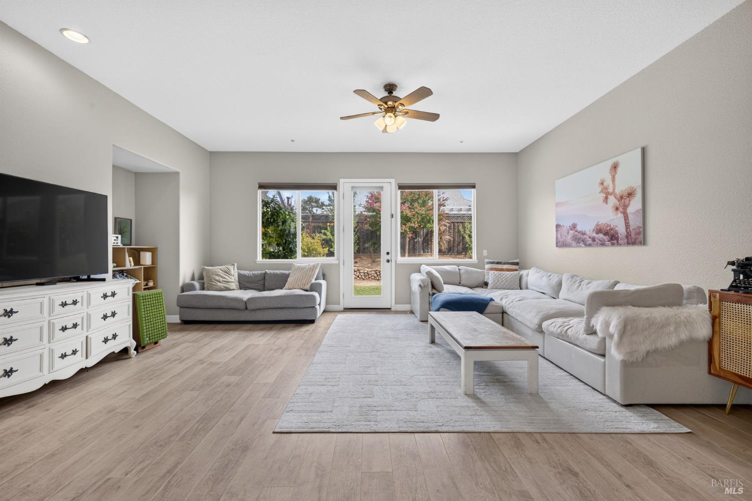 458 Muscat Drive Cloverdale CA 95425