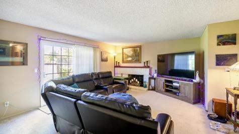 868 Holly Avenue Rohnert Park CA 94928
