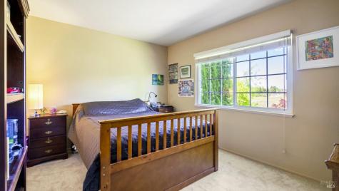 868 Holly Avenue Rohnert Park CA 94928