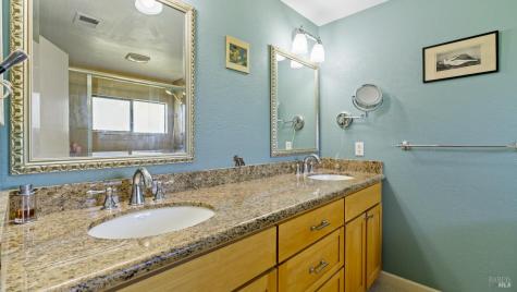 868 Holly Avenue Rohnert Park CA 94928
