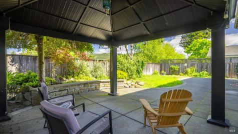 868 Holly Avenue Rohnert Park CA 94928