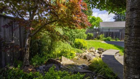 868 Holly Avenue Rohnert Park CA 94928
