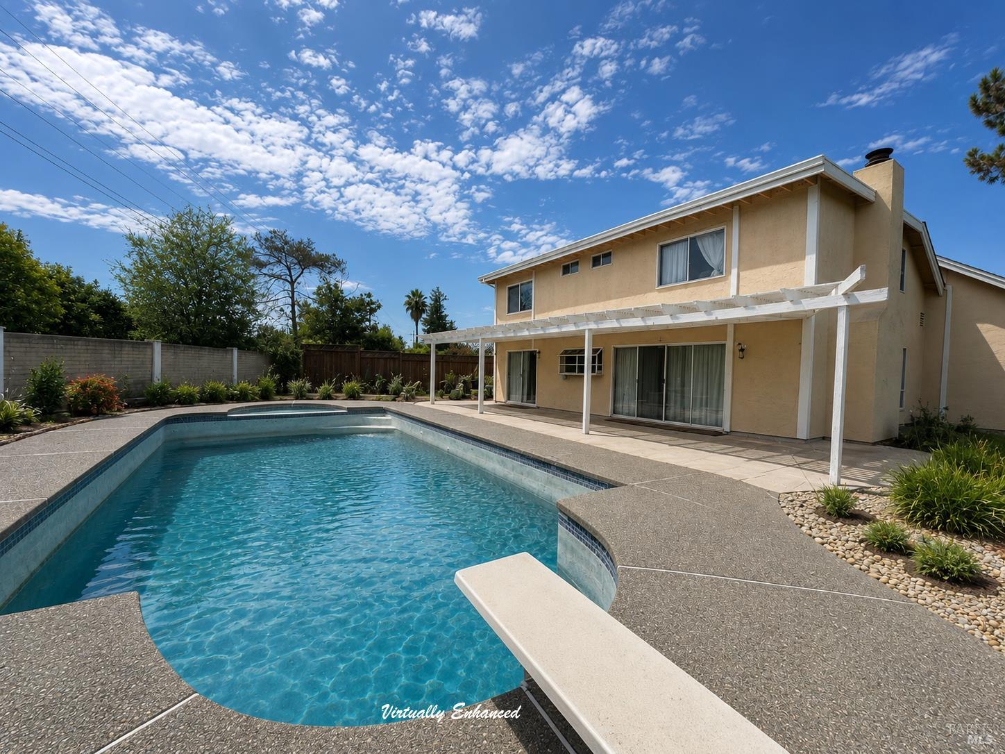 168 Rancho Bonito Circle Petaluma CA 94954