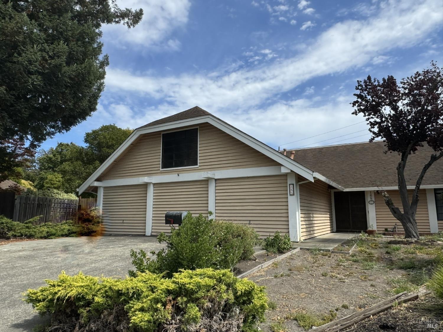168 Rancho Bonito Circle Petaluma CA 94954