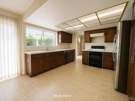 168 Rancho Bonito Circle Petaluma CA 94954