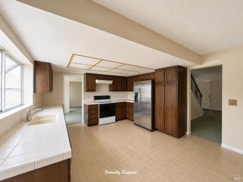 168 Rancho Bonito Circle Petaluma CA 94954