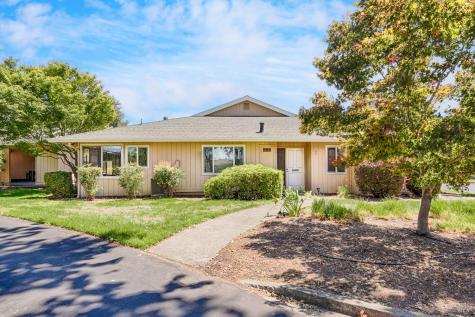 1 Meadowgreen Court Santa Rosa CA 95409