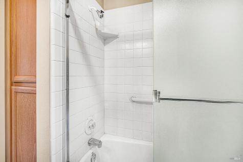 1 Meadowgreen Court Santa Rosa CA 95409