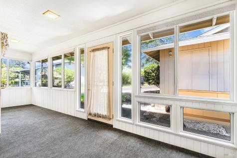 1 Meadowgreen Court Santa Rosa CA 95409