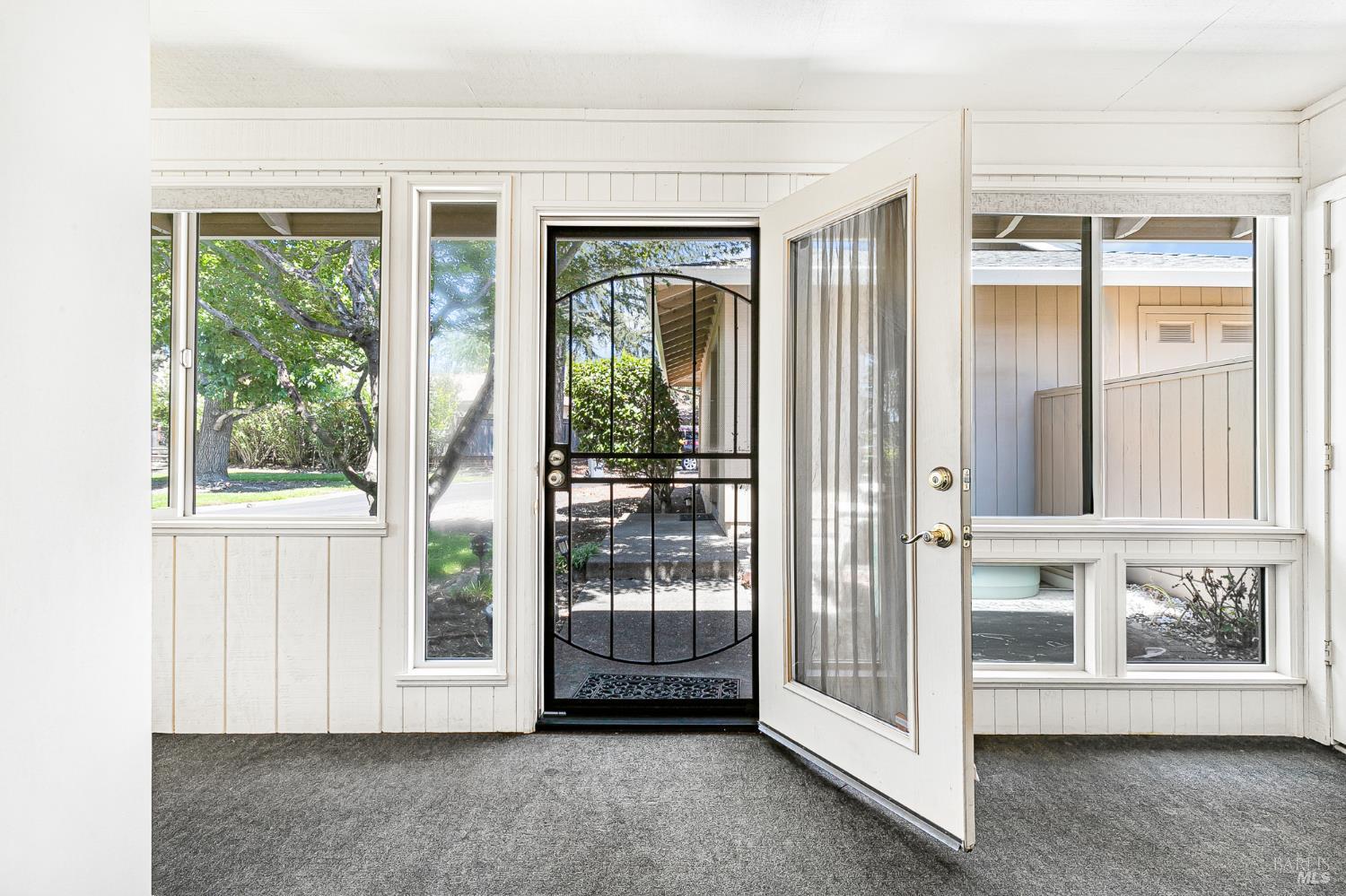 1 Meadowgreen Court Santa Rosa CA 95409