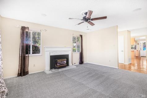 1 Meadowgreen Court Santa Rosa CA 95409