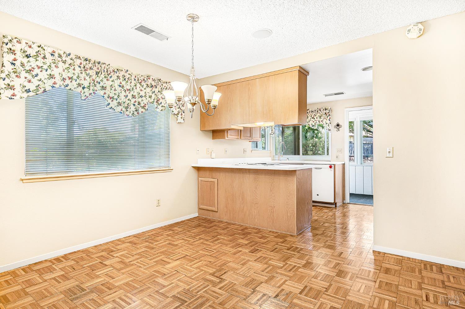 1 Meadowgreen Court Santa Rosa CA 95409