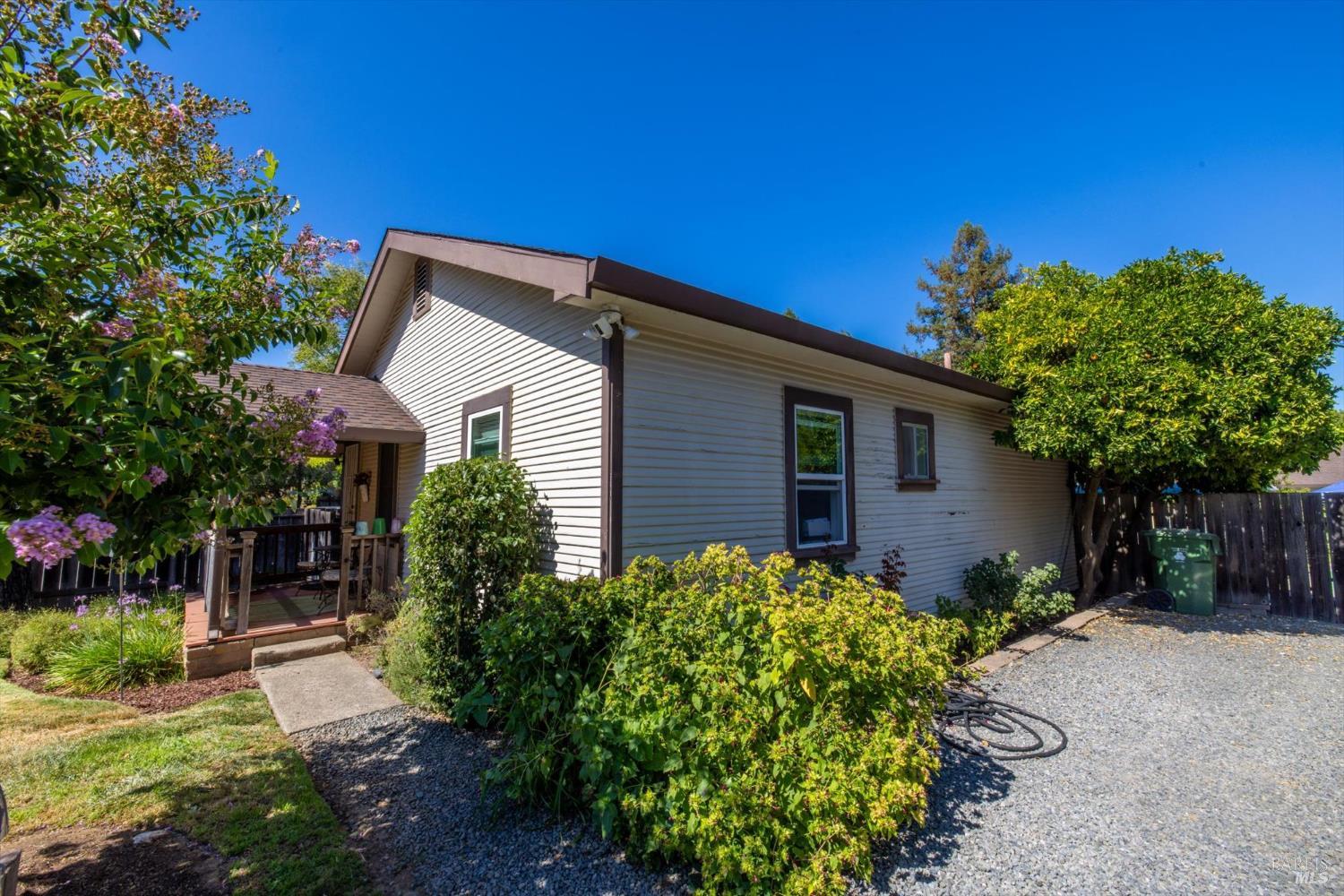 6774 Yount Street Yountville CA 94599