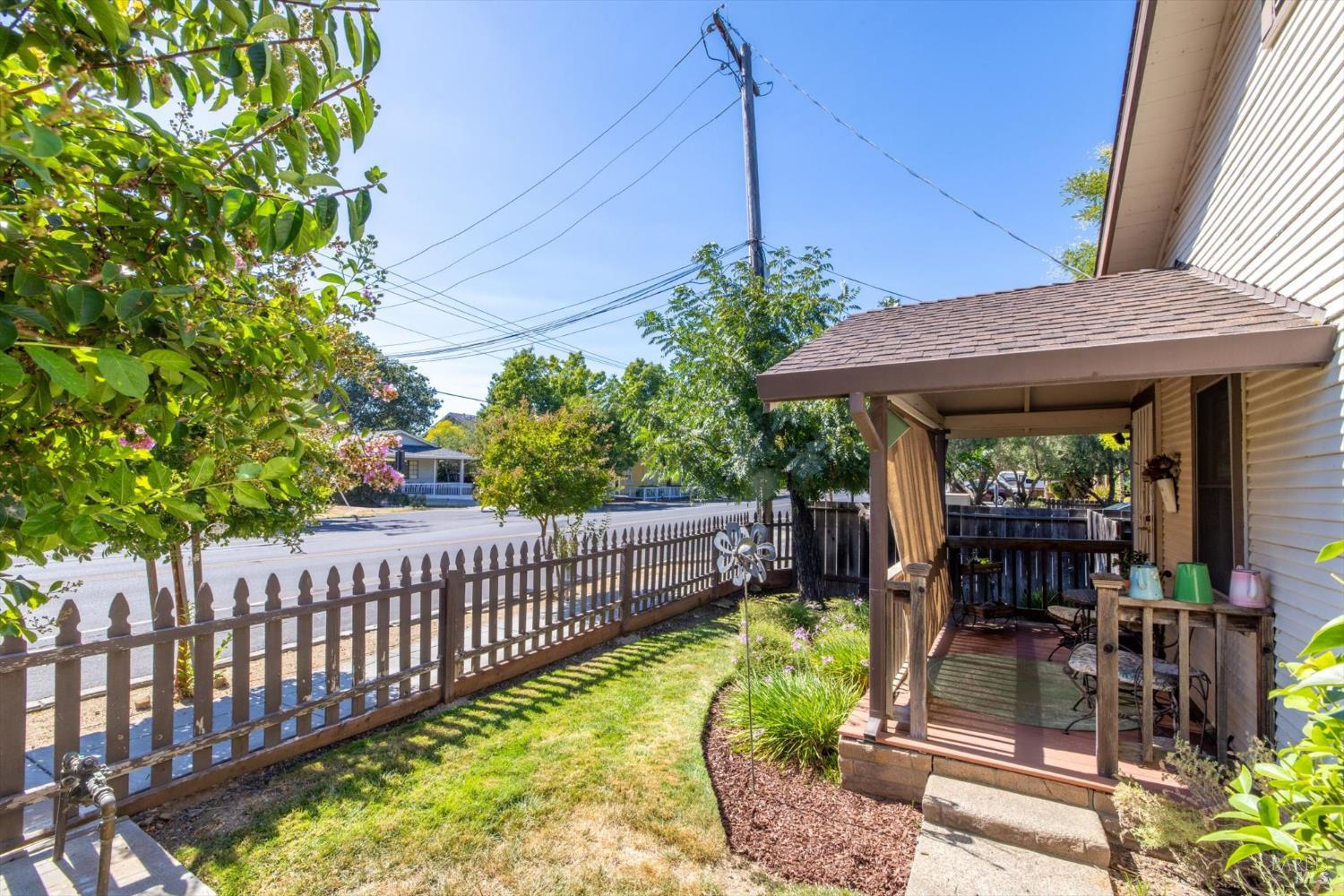 6774 Yount Street Yountville CA 94599