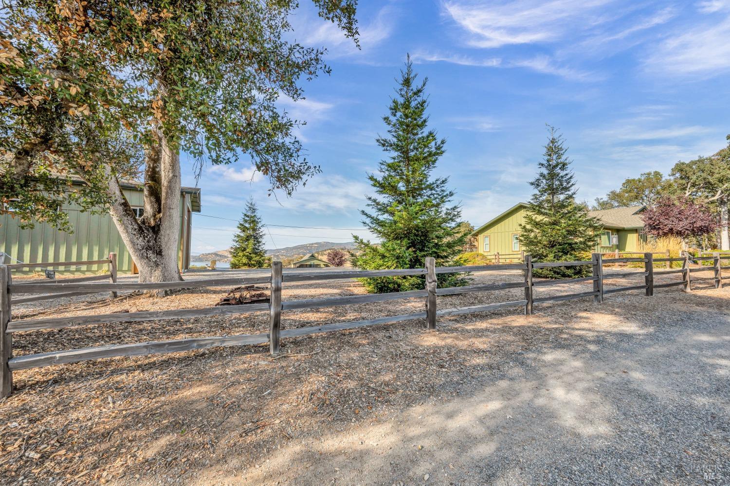 3012 Oak Crest Drive Clearlake CA 95422