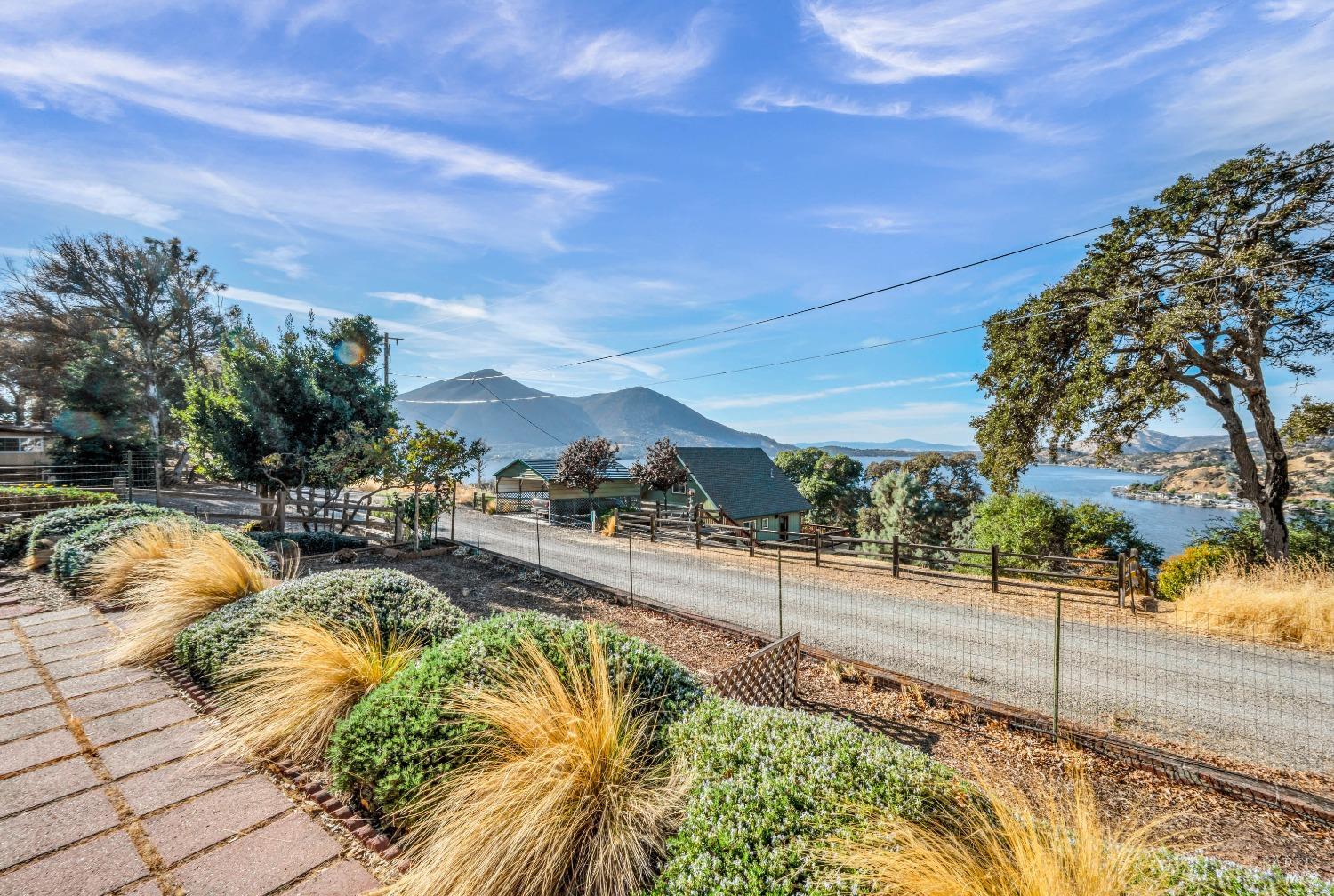 3012 Oak Crest Drive Clearlake CA 95422
