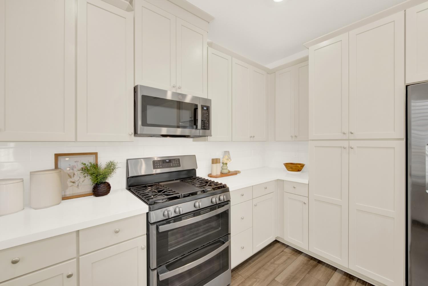 3530 Damora Avenue Sacramento CA 95835