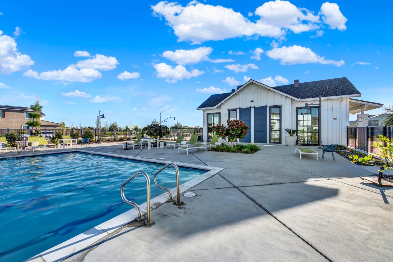 3530 Damora Avenue Sacramento CA 95835