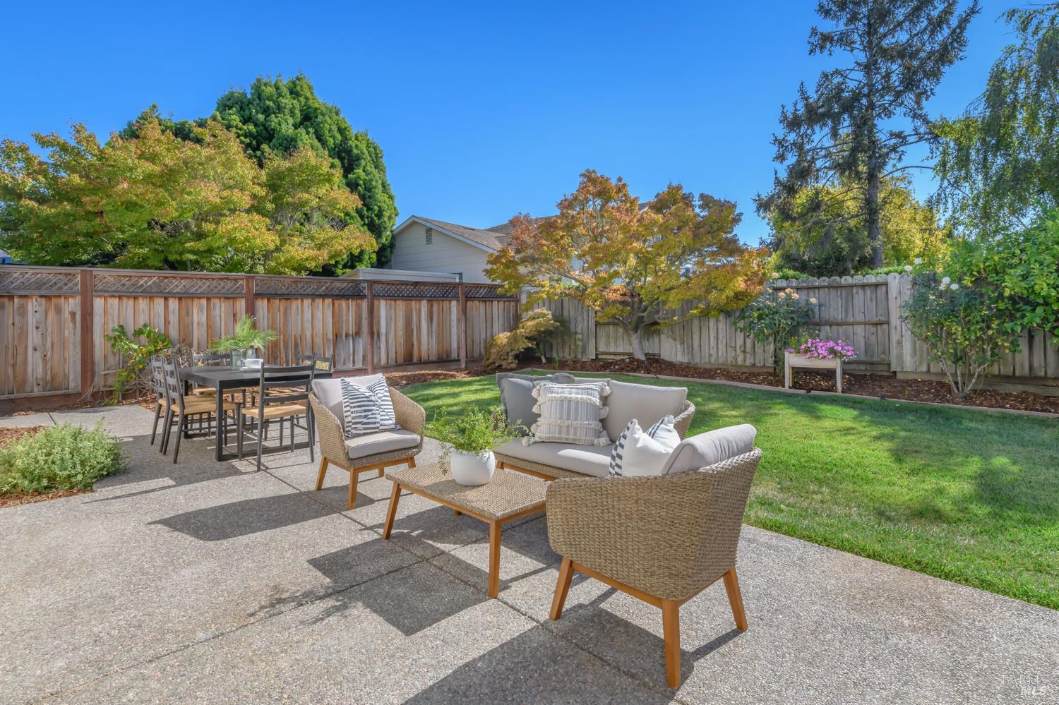 1620 Caulfield Lane Petaluma CA 94954