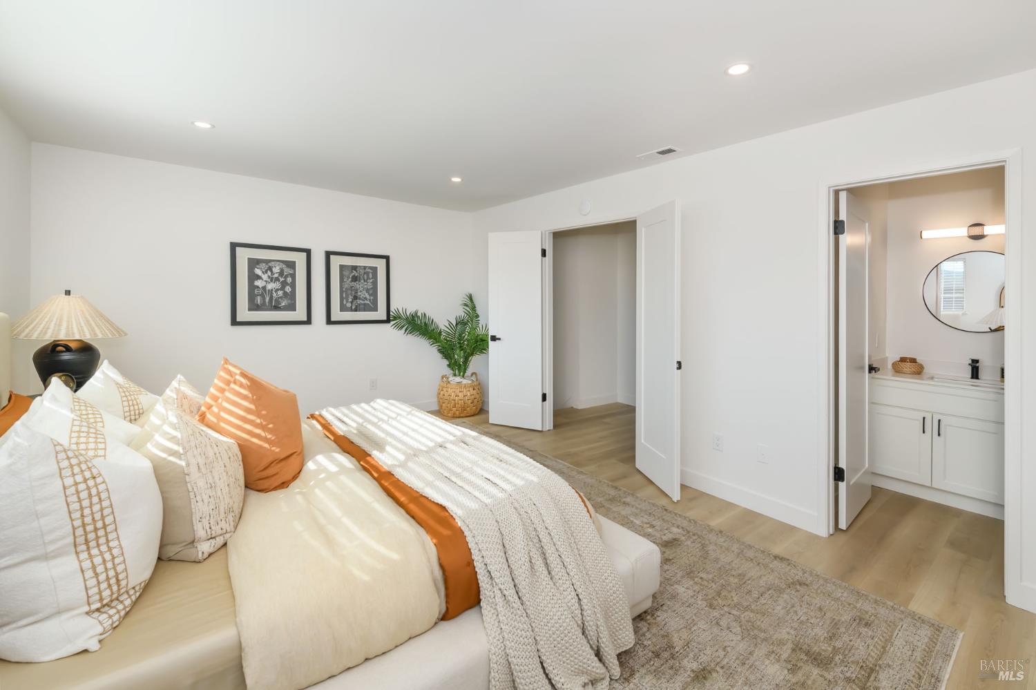 1620 Caulfield Lane Petaluma CA 94954