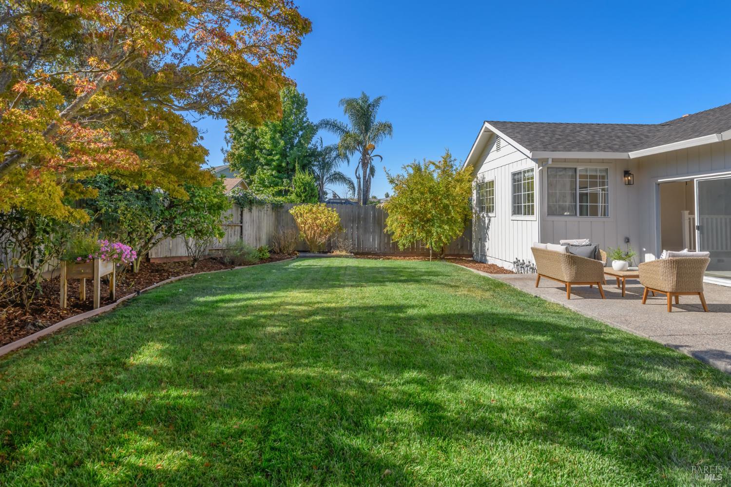 1620 Caulfield Lane Petaluma CA 94954
