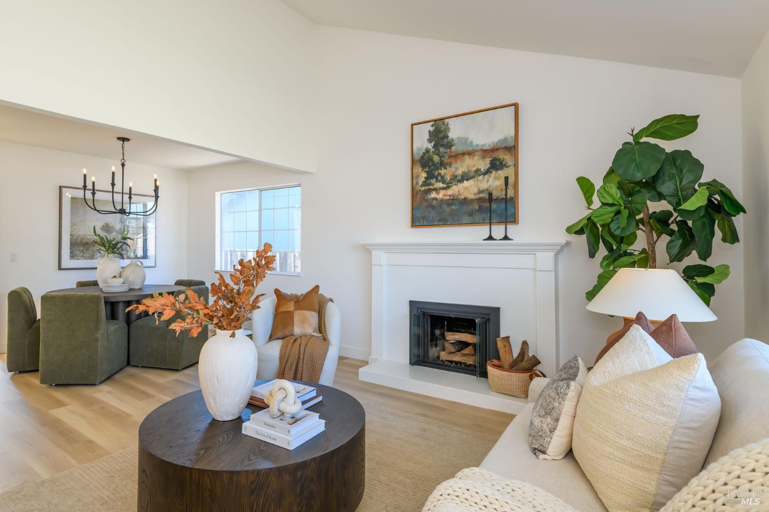 1620 Caulfield Lane Petaluma CA 94954