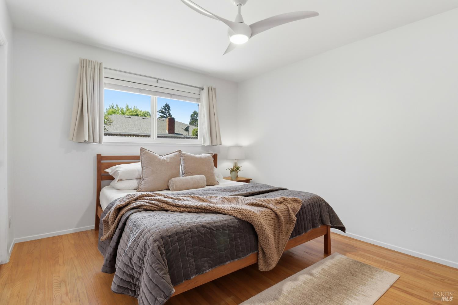 131 Grande Vista Novato CA 94947