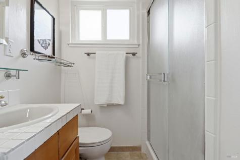 131 Grande Vista Novato CA 94947