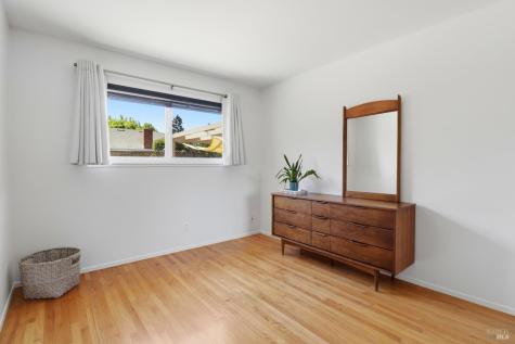 131 Grande Vista Novato CA 94947