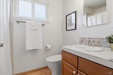 131 Grande Vista Novato CA 94947