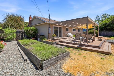 131 Grande Vista Novato CA 94947