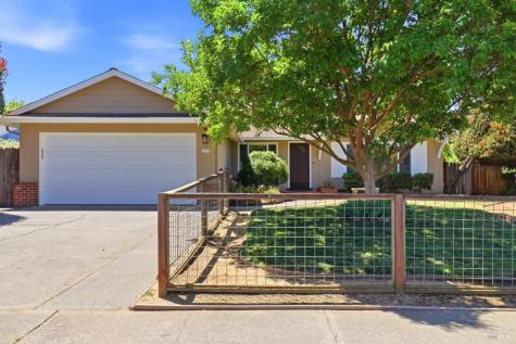 131 Grande Vista Novato CA 94947